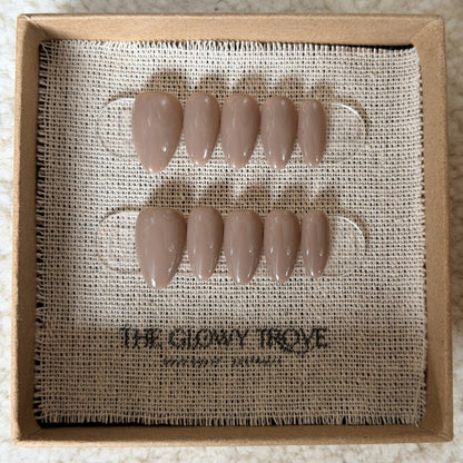 Taupe Nude press-on nails - Short Almond
