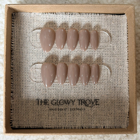 Taupe Nude press-on nails - Short Almond