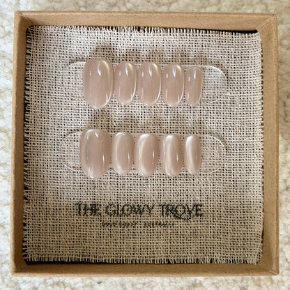 Champagne Cateye press-on nails - Short Oval