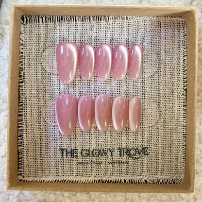 Rose Quartz Cateye press-on nails - Medium Oval