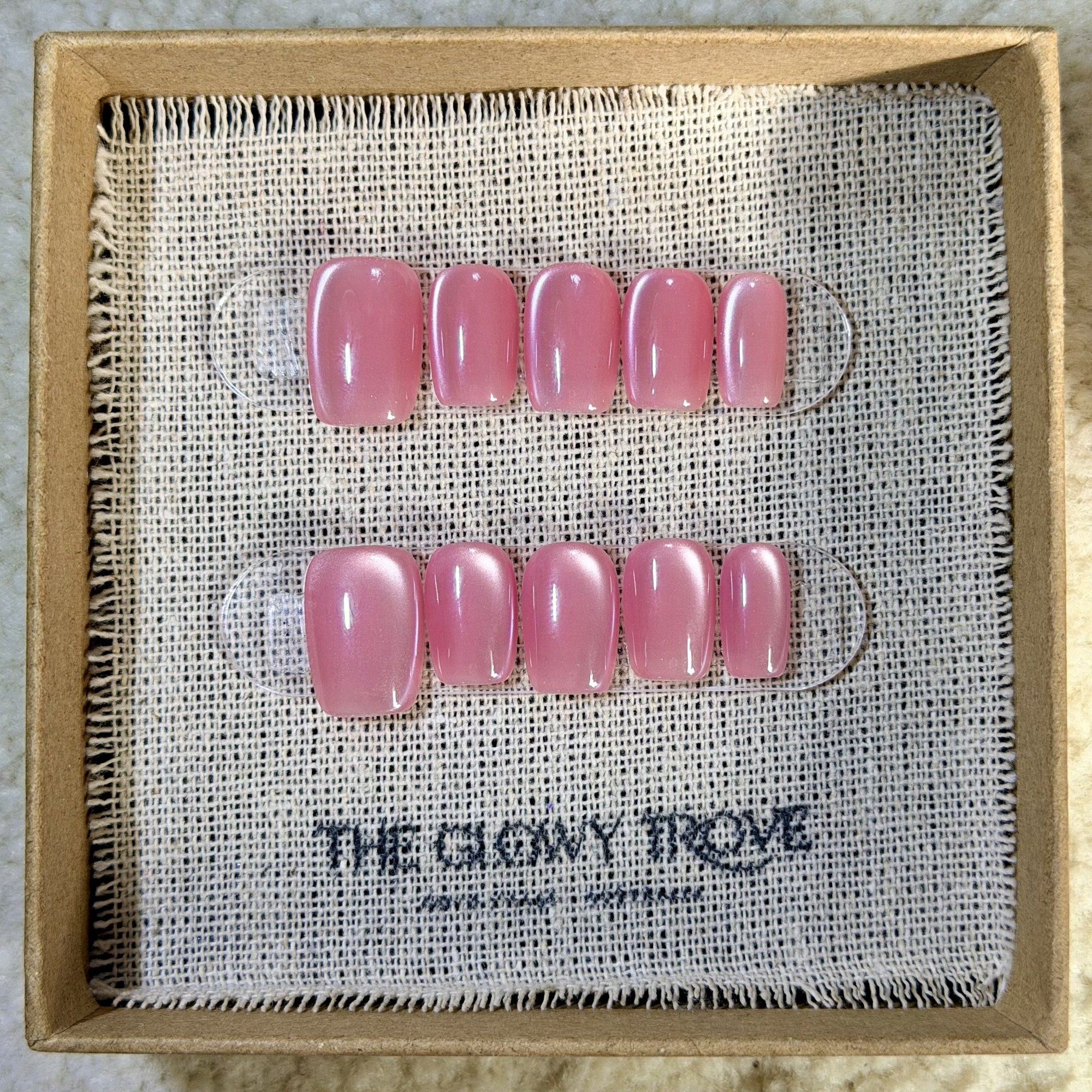Bubblegum Cateye press-on nails - Short Square