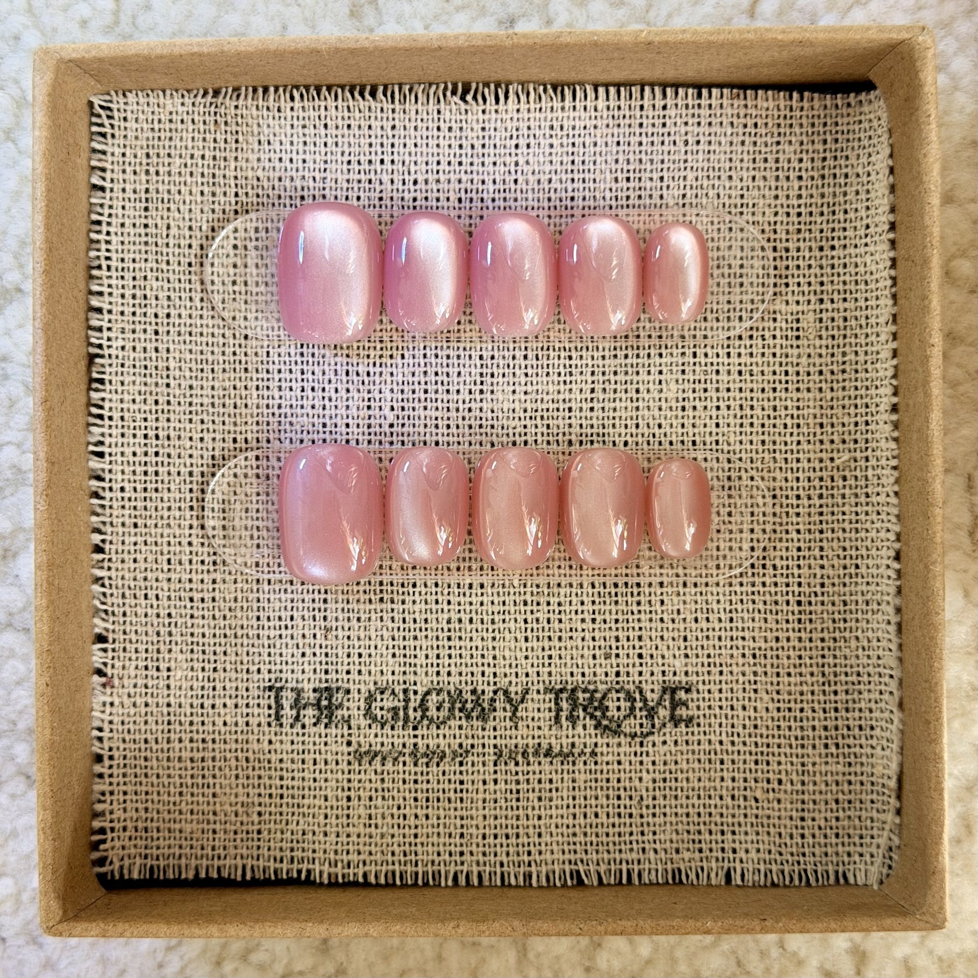 Rose Quartz Cateye press-on nails - Short Squoval